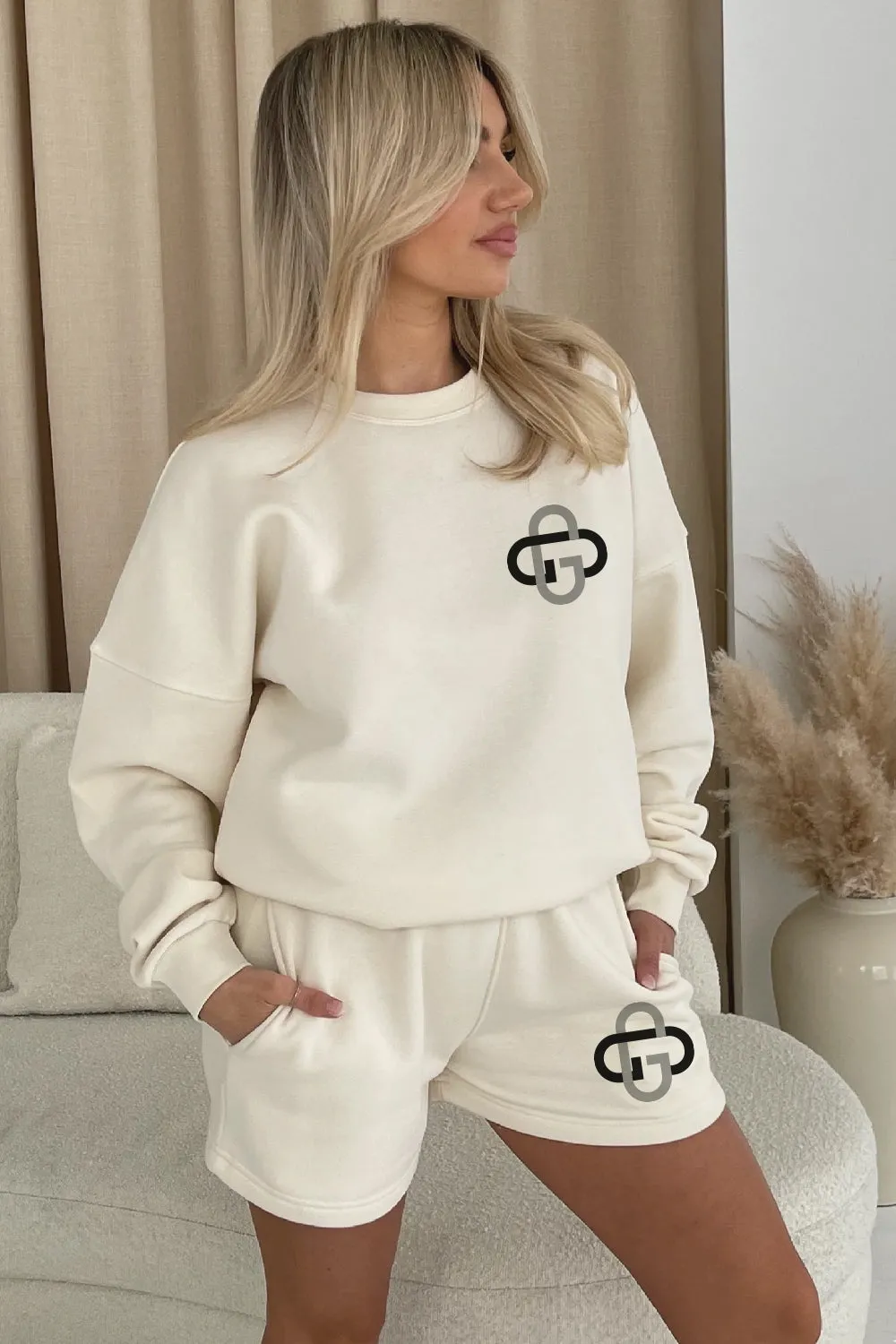 GG Logo Ecru Embroidered Sweater Short Set