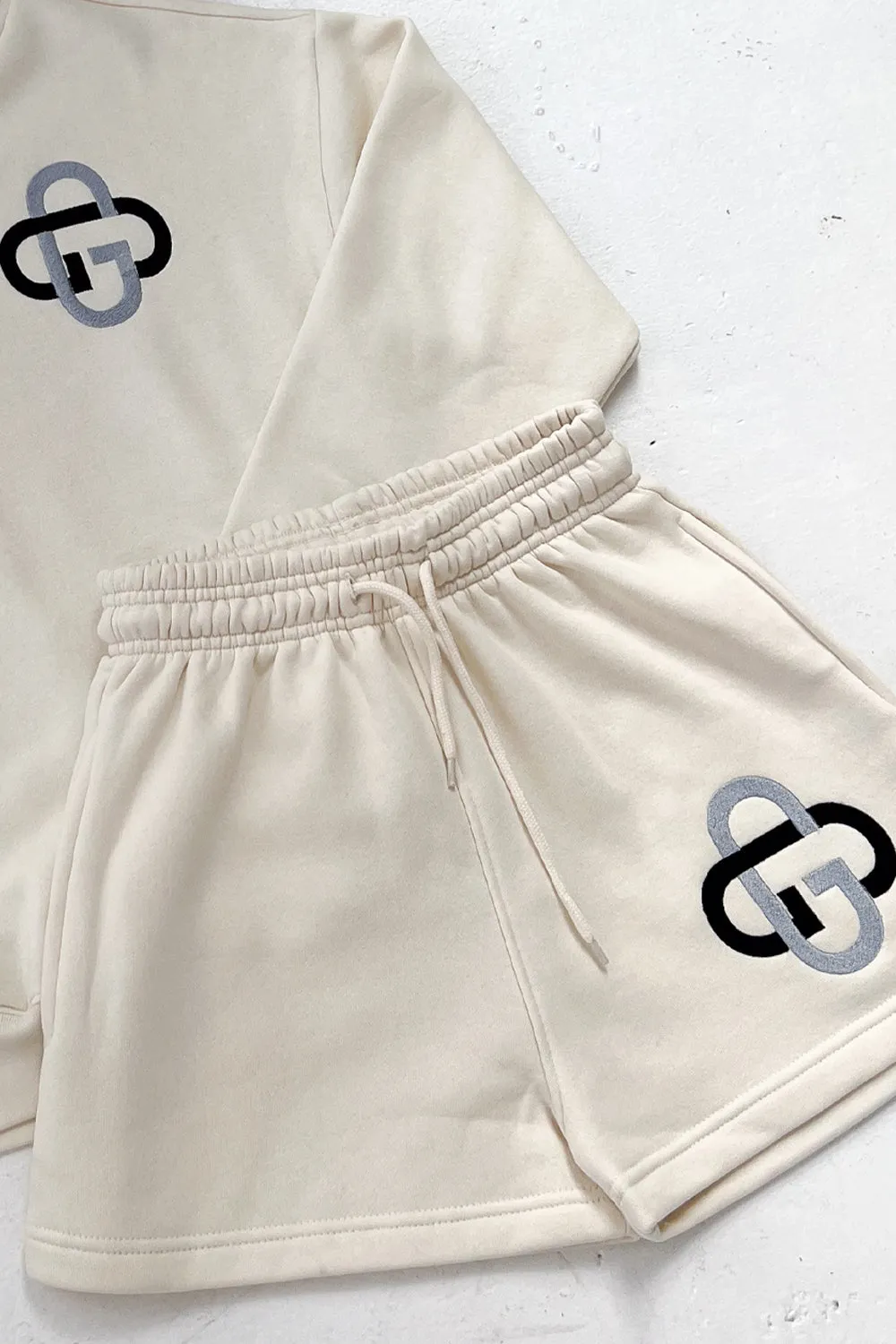 GG Logo Ecru Embroidered Sweater Short Set