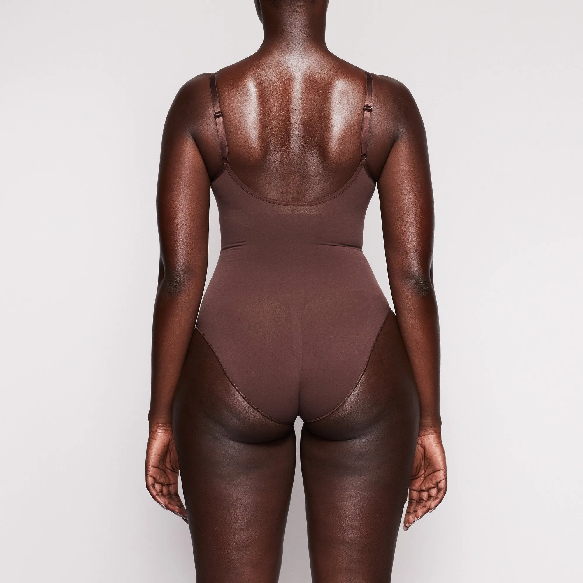 SCULPTING BODYSUIT W. SNAPS | COCOA