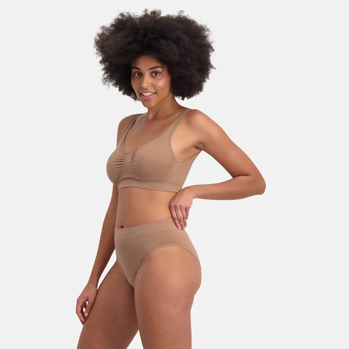 Seamless Full Briefs Belle (3-pack) - Tan