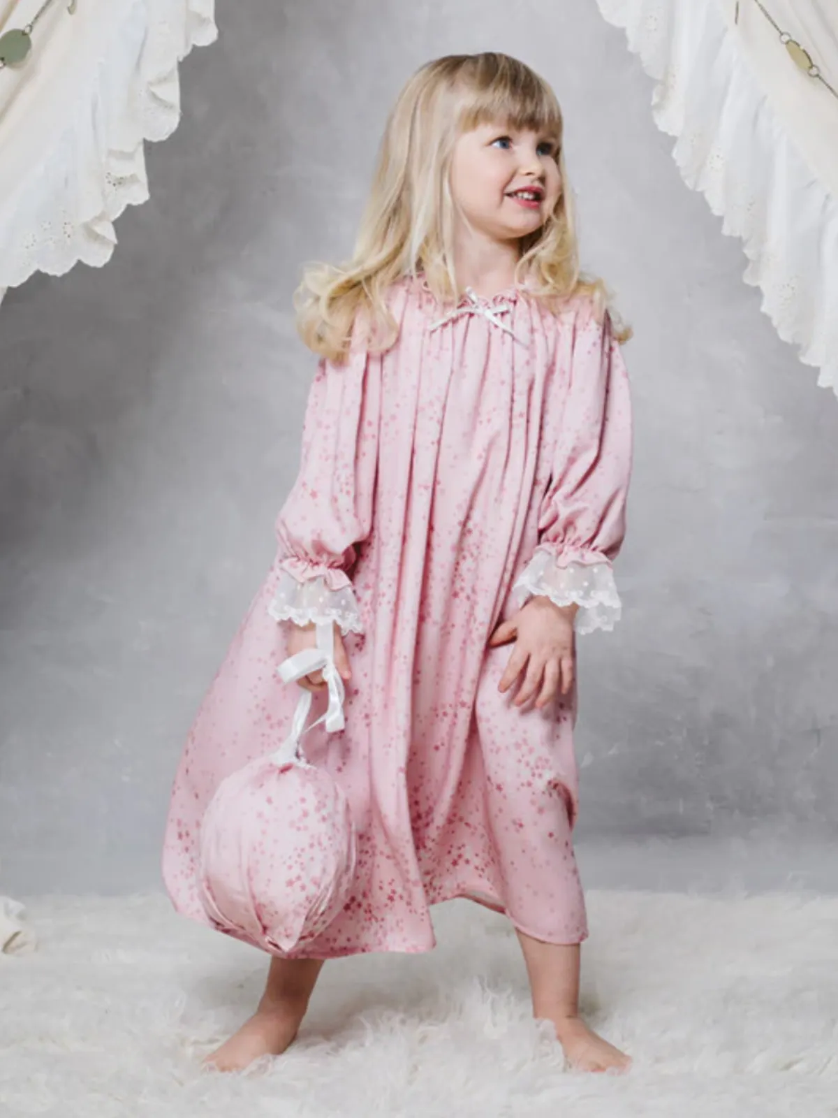 Twinkling Sky Star Print Nightgown